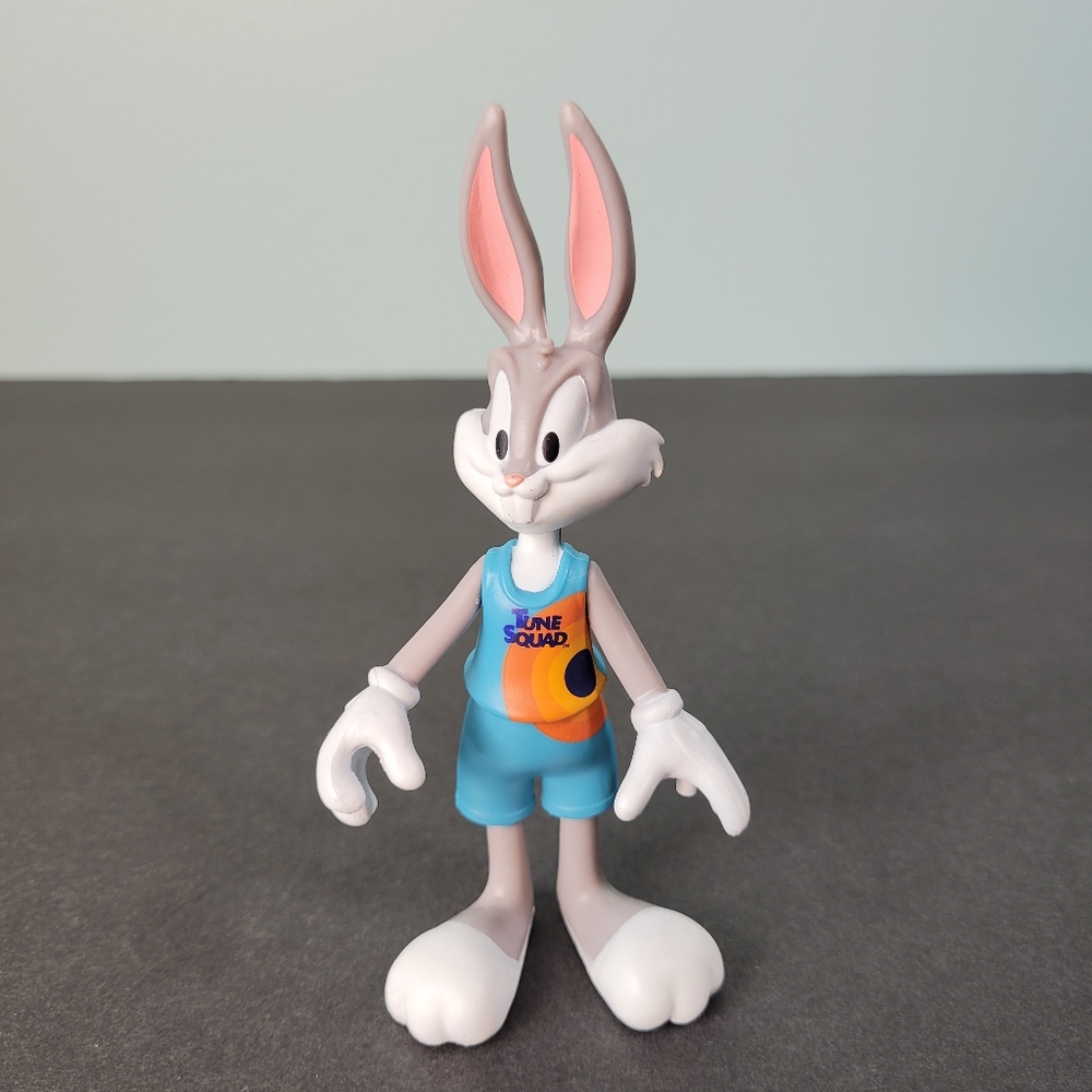 2021 Moose Toys Space Jam: A New Legacy BUGS BUNNY 4.5" Poseable Action Figure